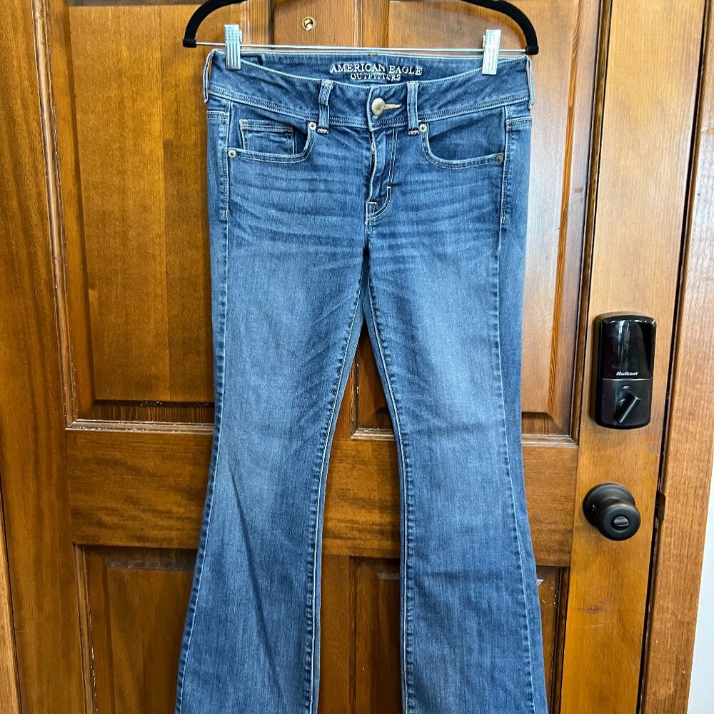 American Eagle Outfitters - Kick Boot Jeans, Medium Wash, Size 4 Short